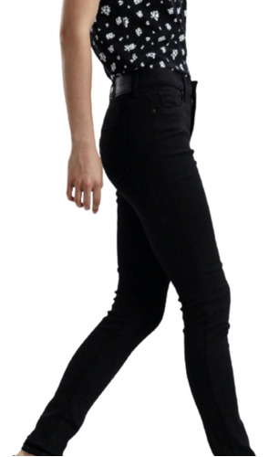 Imagen 3 de 3 de Jean Levi's Mujer 311 Shaping Skinny Negro