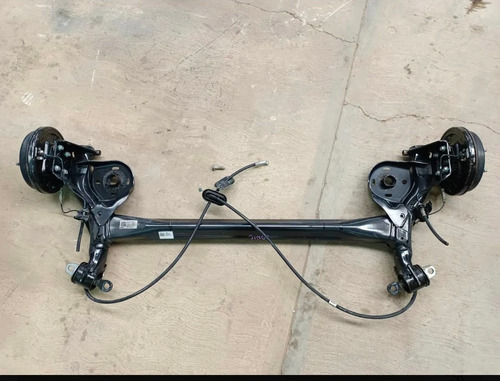 Eje De Suspención Trasera Para Chevrolet Sonic Modelo 2016 (Usado)