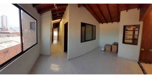Se Vende Casa Piso 4 En Barrio Prado De Bello