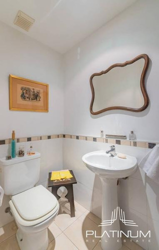 Imagen 13 de 22 de Hermoso Piso De Categoría 3 Dormitorios 4 Baños Cochera Cocina Separada Lavadero
