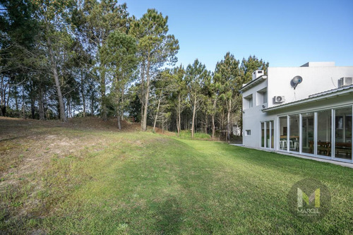 Casa En Venta 5 Ambientes Pinamar La Herradura