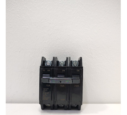 Breaker Superficial 3x70amp, General Electric (cod.1721)