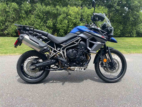 Triumph Tiger 800 Xcx