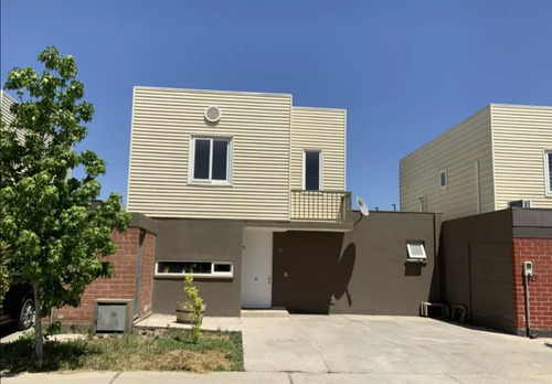 Excelente Oportunidad Linda Casa En Condominio En Buin