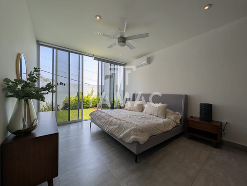 Casa En Venta En Exclusiva Comunidad Cerrada En Burgos Corinto, Temixco