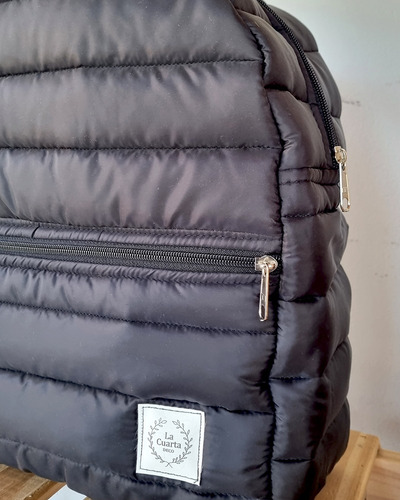 Mochila Grande Puffer Negra Negro Liso
