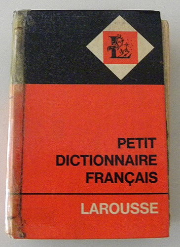 Petit Dictionaire Français