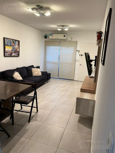 Imagen 5 de 8 de Casa - Haedo - Venta - 4 Ambientes - 4 Amb - Triplex - Duplex -