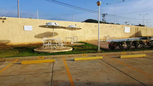 Imagen 12 de 14 de Townhouses En Venta