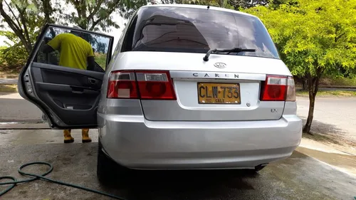 Kia Karens 1.8 Lx