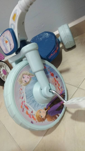 Imagen 3 de 3 de Triciclo Disney Frozen 2 Frozen 2 Fly Wheels 10 Junior