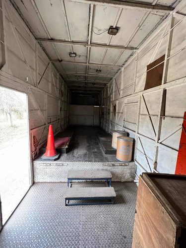 Imagen 7 de 25 de Mercedes-benz 1518 Con Caja Totalmente Equipada Y Balancín