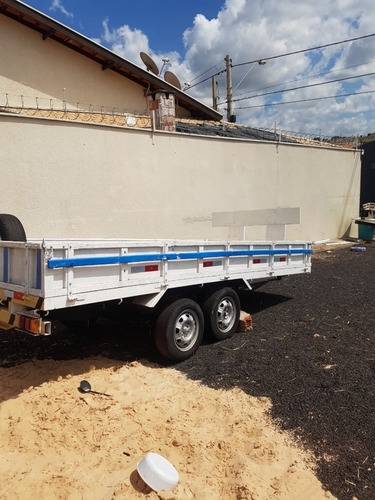 Carreta Trucada Com 4m De Comprimento, Licenciada 2021