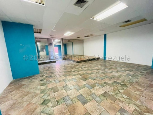 Local Comercial En Alquiler En Zona Centro Este Codi 25 1614, Con Aire Integral, Comunicate Soy Gabi Irastorza.