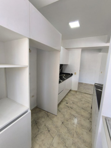 Josseyris Jimenez Vende Apartamento En Mañongo Res Puerta Real 1
