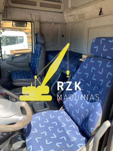 Imagem 6 de 8 de Cavalo Iveco 6x2 380 Nr - 2010