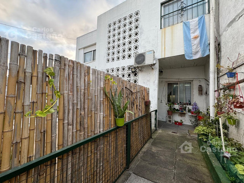 3 Amb. Ph, Tipo Casa En Planta Baja, Fondo