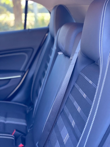 Imagem 9 de 14 de Mercedes Benz Gla 200 Advance