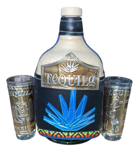 Botella Licorera Forrada 700ml Negra Con 2 Tequileros 60ml Agua