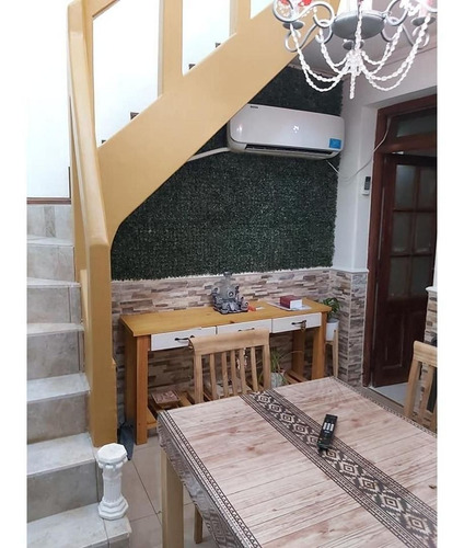 Casa De 3 Dormitorios Crespo Al 600 Excelente