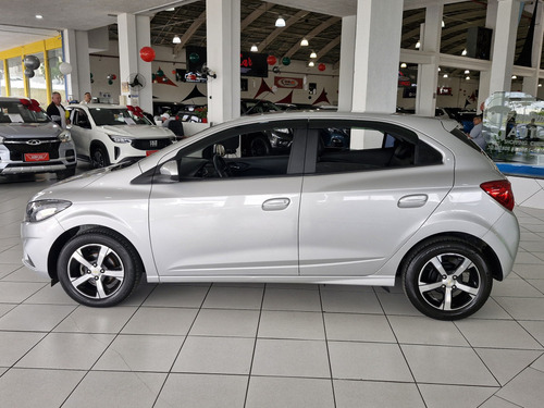 Chevrolet Onix 1.4 MPFI LTZ 8V FLEX 4P MANUAL