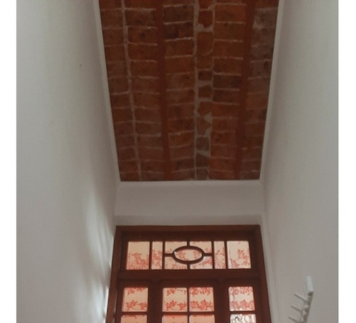 Imagen 13 de 20 de Hermoso Caserón En Cordón De Diseño, Versátil Para Vivienda Y Oficinas.