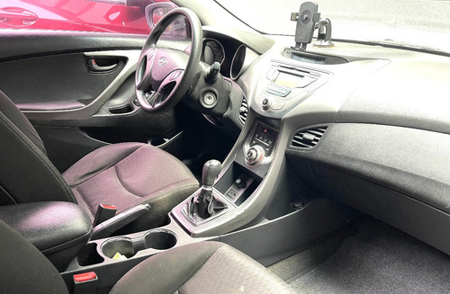 Imagen 9 de 9 de Hyundai Elantra 2013 ( Menos De 45,000 Km Recorridos )