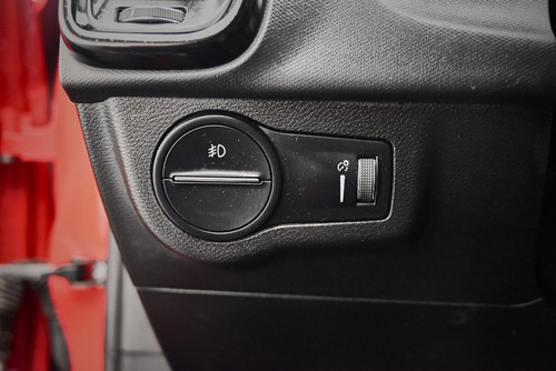 Imagen 15 de 18 de Fiat Toro 1.8 Freedom Dc Mt