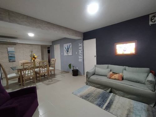 Imagen 11 de 18 de Re/max 2mil Vende Apartamento Remodelado En La Urb. Maneiro - Isla De Margarita