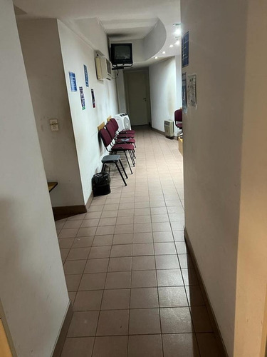 Imagen 8 de 14 de Amplio Dto. En Pb Torres Moron Ideal Oficinas O Consultorios