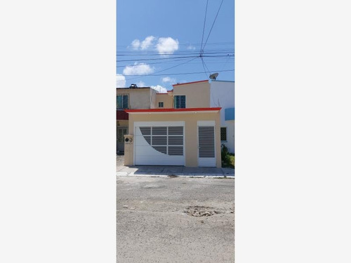 Imagen 1 de 11 de Casa Sola En Venta Hacienda La Parroquia