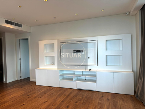 Venta De 3 Amb, Balcón Aterrazado Con Cerramiento, Microcine, Dep De Servicio. Sls - Puerto Madero