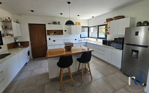 Casa En Venta 3 Dormitorios En Pinamar Zona Álamos