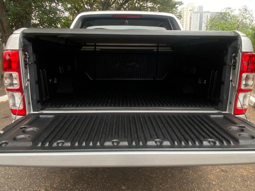 Ford Ranger 3.2 Limited Cab. Dupla 4x4 Aut. 4p