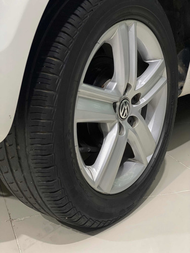 Imagem 6 de 12 de Volkswagen Fox 2016 1.6 16v Msi Highline Total Flex 5p