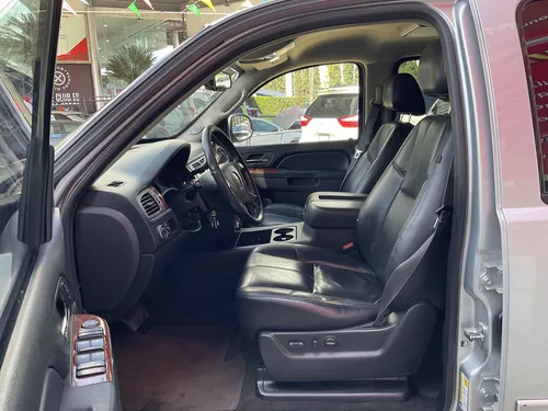 Chevrolet Tahoe 5.3 Suv Piel Dvd 2a Fila Asientos 4x4 At