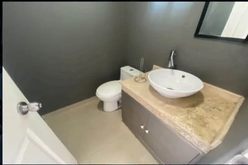 Venta De Casa (134m2) A 2 Mins De C.c. Mitikah, Metro Coyoacan, Av. Universidad. Muy Cerca De Av. Cuauhtémoc Y Centro Historico De Coyoacan. Db15-r31
