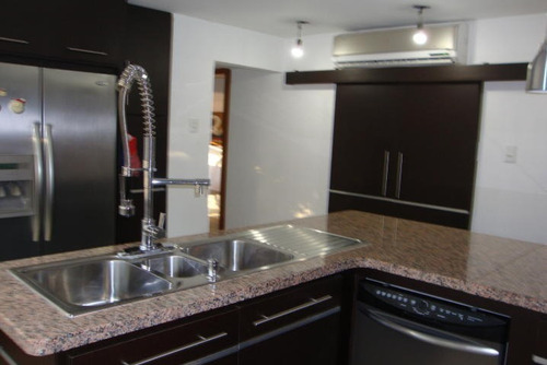 Imagen 23 de 30 de Casa En Venta En Colinas De Santa Rosa Este De Barquisimeto Lara, (0.4.2.4.5.9.3.7.5.4.2)/ Código: 21-11609, Rent-a-house Centro Occidente Mls, Cuenta Con 5 Habitaciones, 7 Baños, 626 Mts2