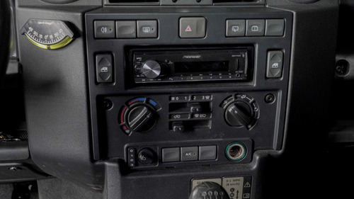 2011 Land Rover Defender 90 S