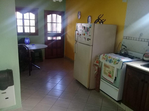 Casa De 145 M2 Cub. 3 Amb Con Cochera. Patio. Jardin. * Villa Lynch