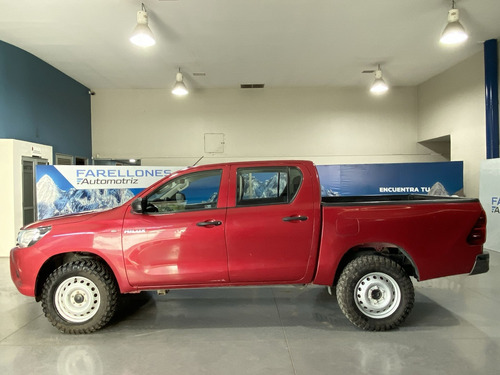 Toyota Hilux Dx 4x4 Pcyp60