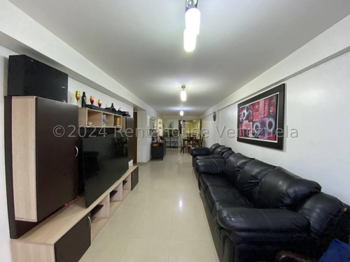 Sorangel Vargas Vende Bello Apartamento Con Piscina, Urbanismo Privado, Piso Bajo. Metropolitano Javier Zona Oeste Barquisimeto