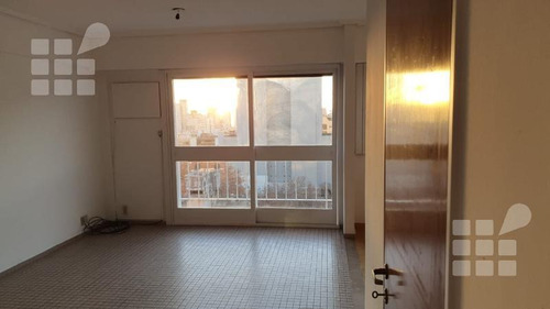 Imagen 5 de 17 de Departamento - La Plata