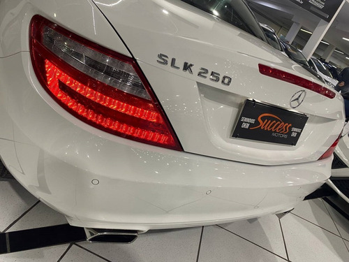 Imagem 14 de 20 de Mercedes-benz Slk 250 1.8 Cgi Tb Aut Conversível Top D Linha