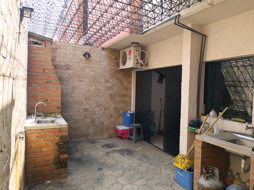 Leandro Araque Inzitu Realtors Vende Townhouse Amoblado En Residencias Mucubají Naguanagua Urb. Guayabal