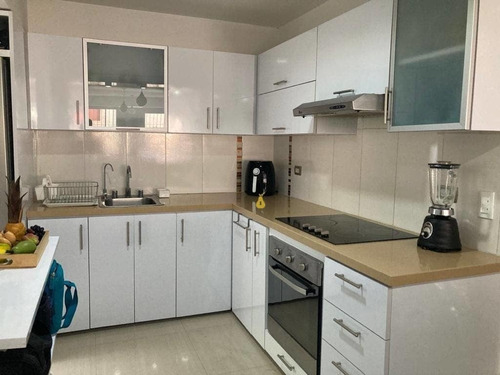 Imagen 2 de 14 de Se Vende Apartamento 96m2 Caurimare