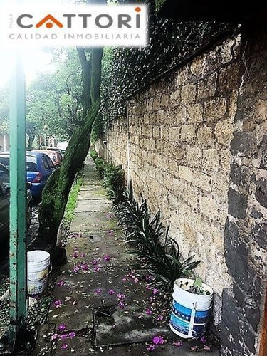 Venta Casa Como Terreno En San Angel Con 3 Frentes