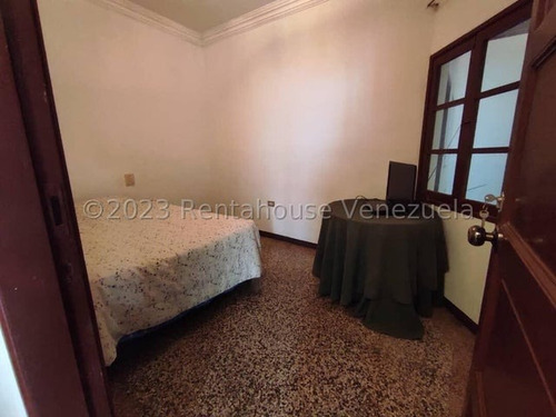 Casa Comercial En Venta En Boleita Sur Mls #23-33181 Yosmil Carrero