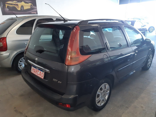 Imagem 4 de 6 de Peugeot 207 Sw 2009 1.4 Xr Flex 5p