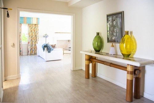 Casa En Venta De 3 Dormitorios En Beverly Hills